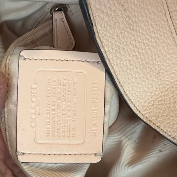 Coach‎ Pebbled Leather Pink Purse - Picture 6 of 6